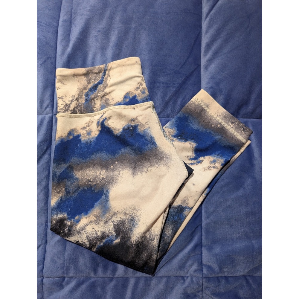 Lululemon‎ Wunder Under Capri Leggings Milky Way Blue Black White - Size 4